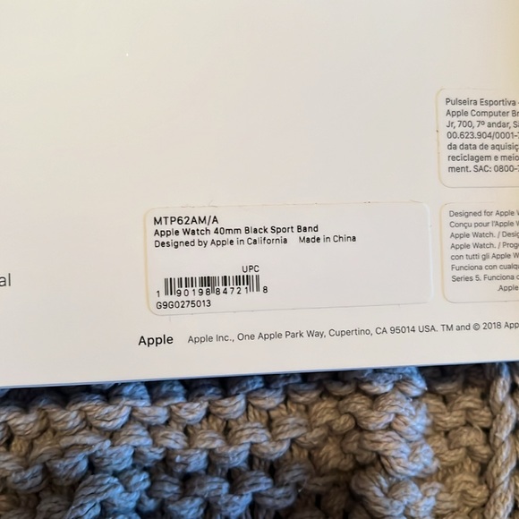 Apple Watch Black Sports Band 40mm - Picture 4 of 5